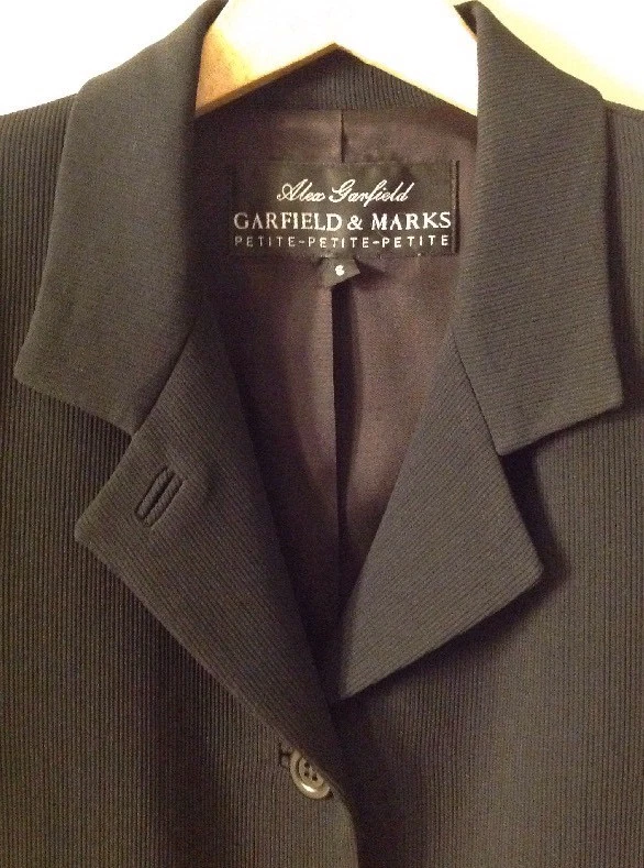 Blazer negro Garfield & Marks Petite 8 Foto 4 de 4