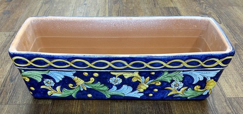 Vietri Keramik - 19,1/2 ’’ x 7,1/2 ’’ Cachepot - Made/Painted by hand in Italy - Bild 1 von 6