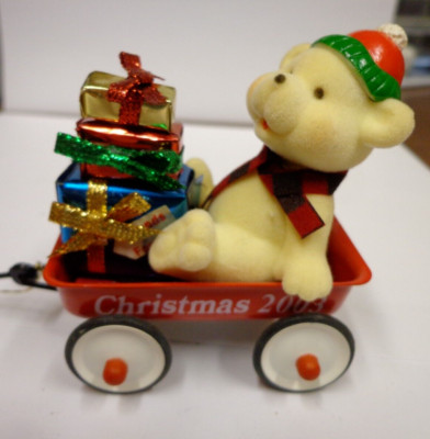 Vintage Figi's Red Wagon Christmas  2003   Figurine