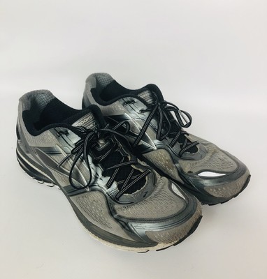 brooks brothers running shoes