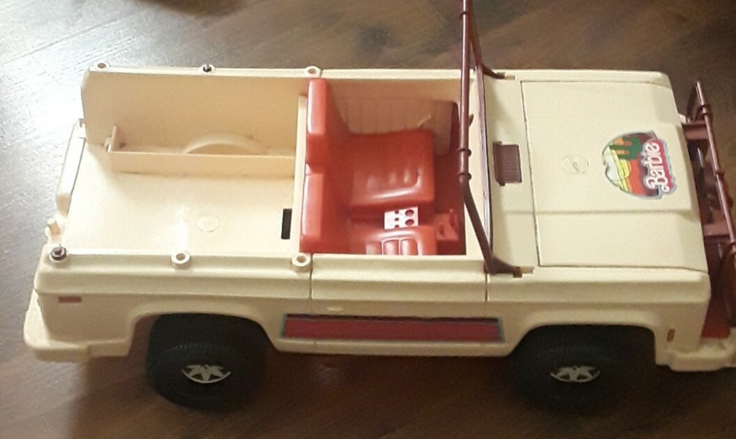 barbie jeep and horse trailer