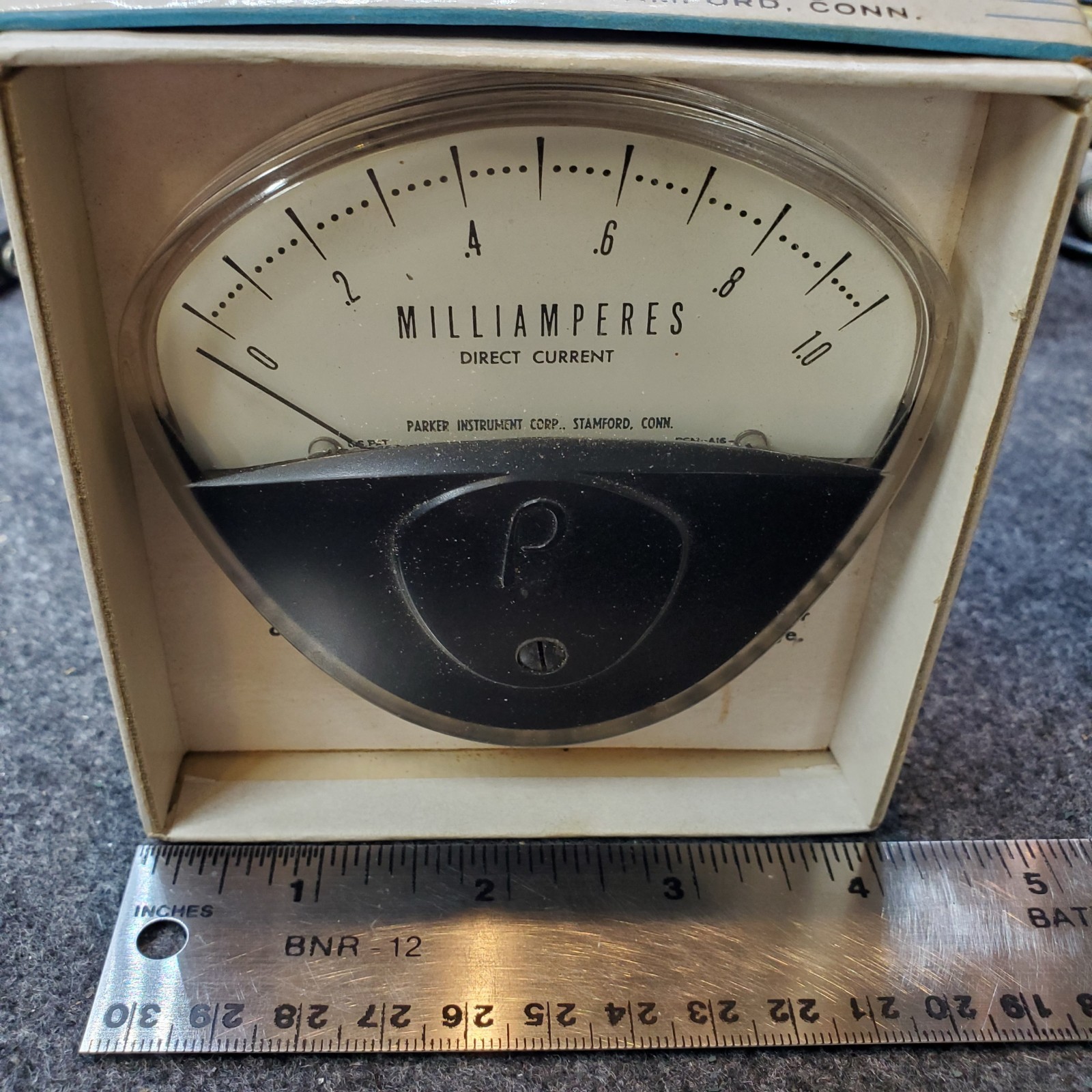 VINTAGE PARKER INSTURMENT TEAR-DROP 0 - 1 DC MILLIAMP METER - MODEL S35 - NOS