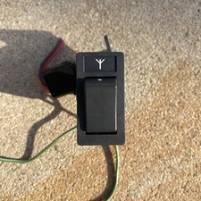 Volvo 740 Power Antenna Switch 1308317 Used 744 745 780 760
