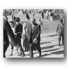 Louis B Mayer Photo 8x10 MGM Producer On Set Romeo And Juliet Hollywood 1936