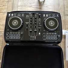 Pioneer DJ DDJ-400 2-Deck 2-Channel USB Controller 16 Pads w/Carry Case