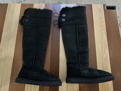 UGG OVER THE KNEE BAILEY BUTTON TALL BOOTS 8 BLACK HOLOGRAM FUR GUC