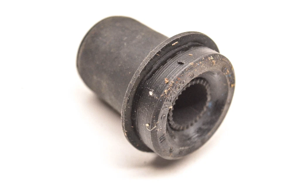 McQuay-Norris FB422、K6198、12310 衬套 NOS — 第 2/3 张图片