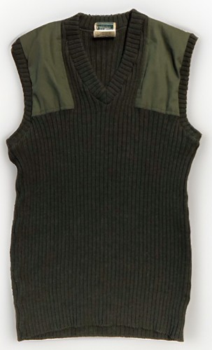 L.L.Bean, 1980s LL Bean Commando 100% Wool Sweater Vest Knit Military England XL