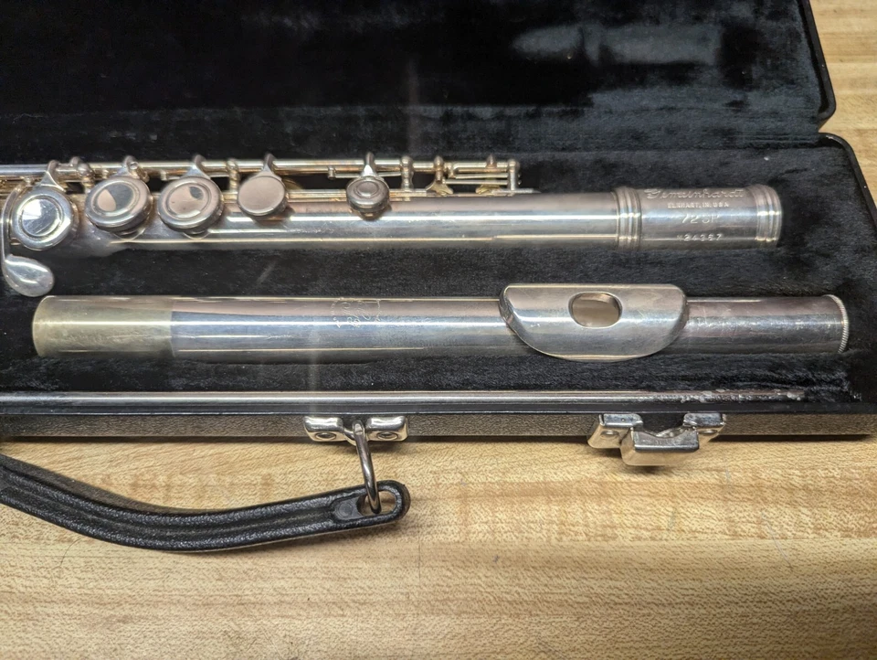 Gemeinhardt 72SP Flute Silver With Gold Lip Cleaning Rod and Original Hard Case - Image 2 of 4
