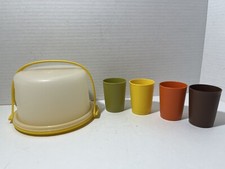 Vtg MINI Tupperware 1503 Toys 4 Tumbler Cups  1498 Cake Carrier w/strap Gold