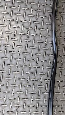 Rolls Royce Silver Shadow ALL YEARS RIGHT FRONT DOOR SEAL UB31534