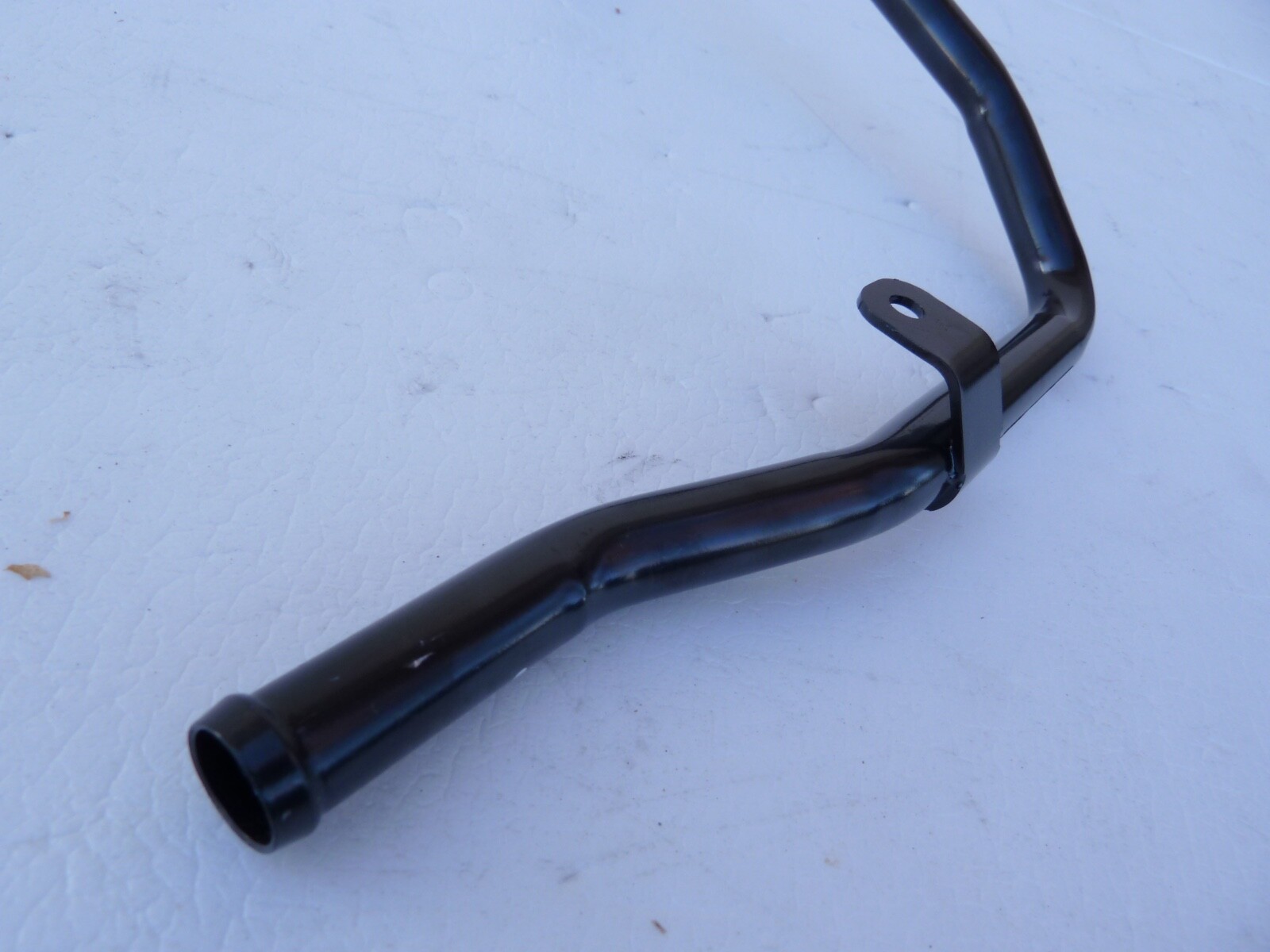 2013-18 ASTON MARTIN V12 Coolant reservoir Thermo Upper pipe hose heater feed
