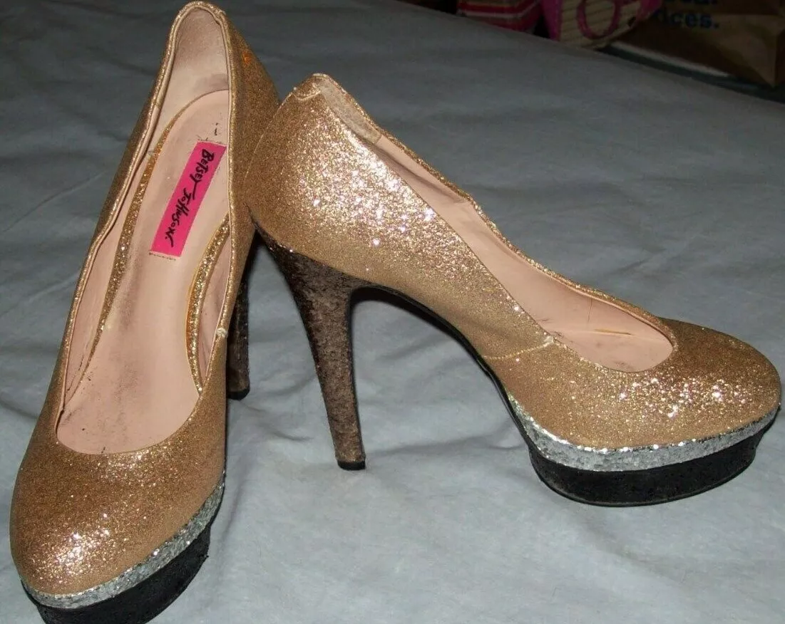 Betsey johnson gold glitter heels 2025