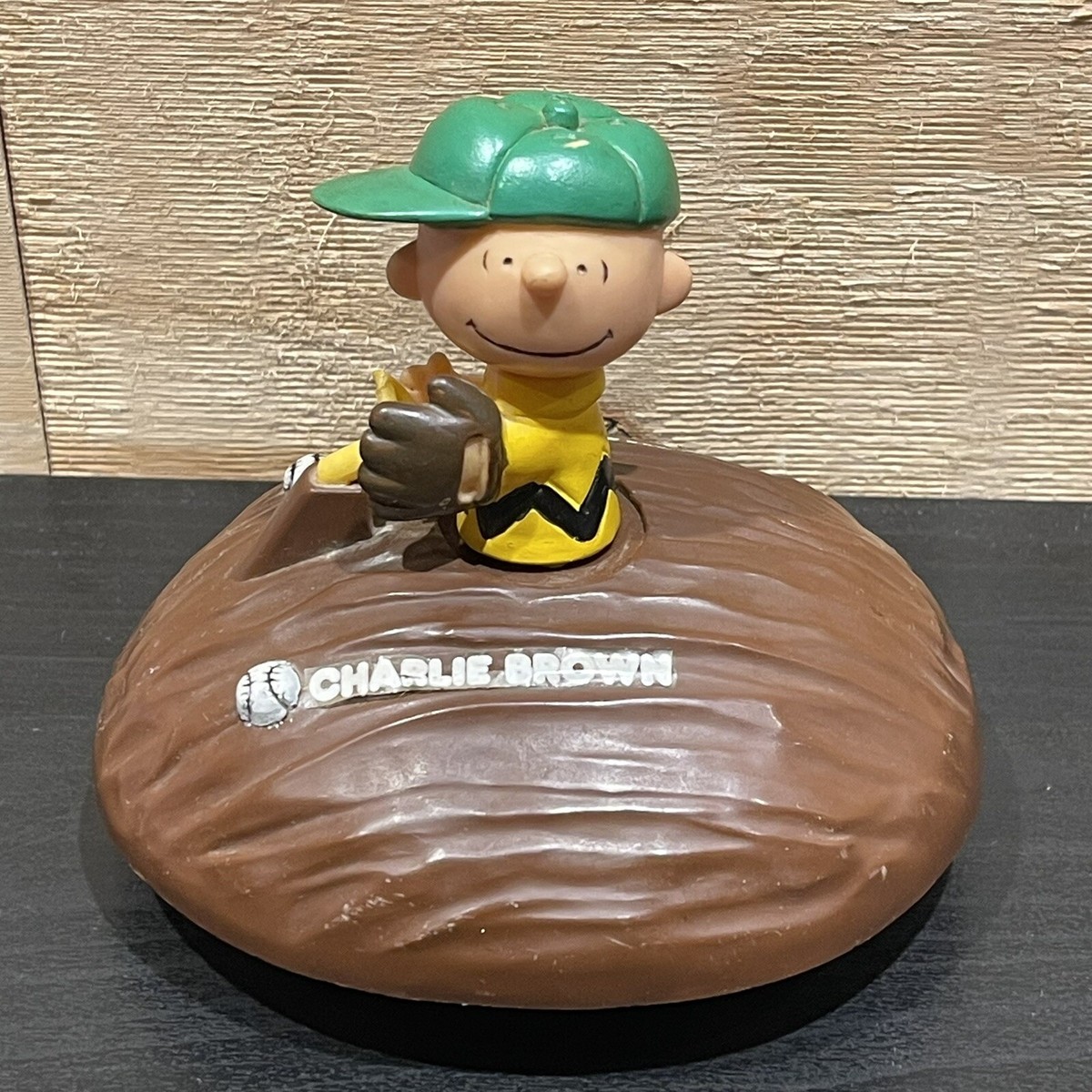 Charlie Brown Baseball ルームランプ 1980年代製 レア Vintage Aviva Peanuts Baseball Bullpen Car Toy CHARLIE BROWN