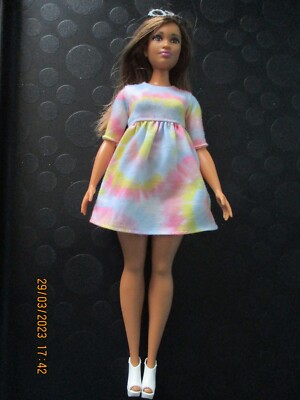 Tenue Pour Poupée Barbie (réf. 2903) - Occasion - Vêtement De Poupée Mattel