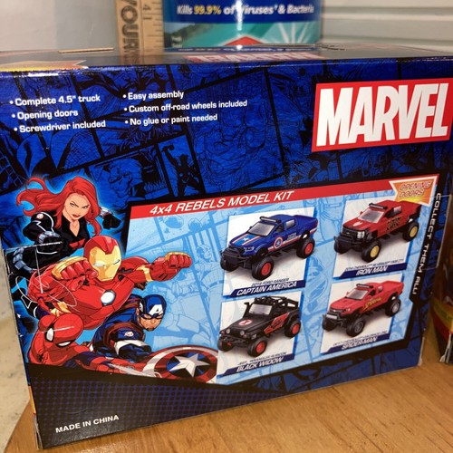 2 Marvel Diecast Metal Car Model Kit 4x4 Rebel Spiderman IronMan 2014 2017 Chevy - Picture 8 of 9