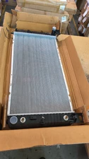 2423 Radiator For Chevy Silverado 1500 GMC Yukon Cadillac 4.8/5.3L 6.0L 34" Core