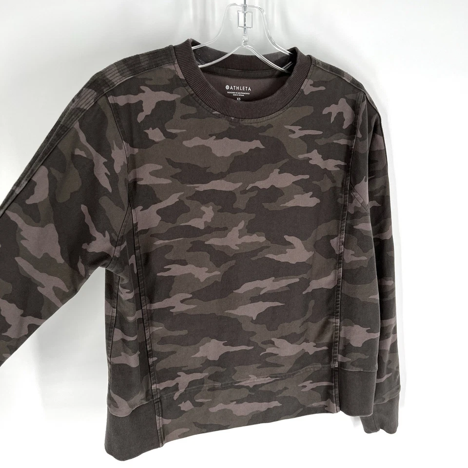 Athleta Farallon Sweatshirt Womens Size XS Camo Print Cropped Pullover - Image 2 of 4