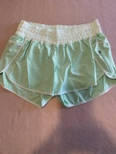lululemon athletica Women's Green/White Solid Lined Running Shorts Pockets