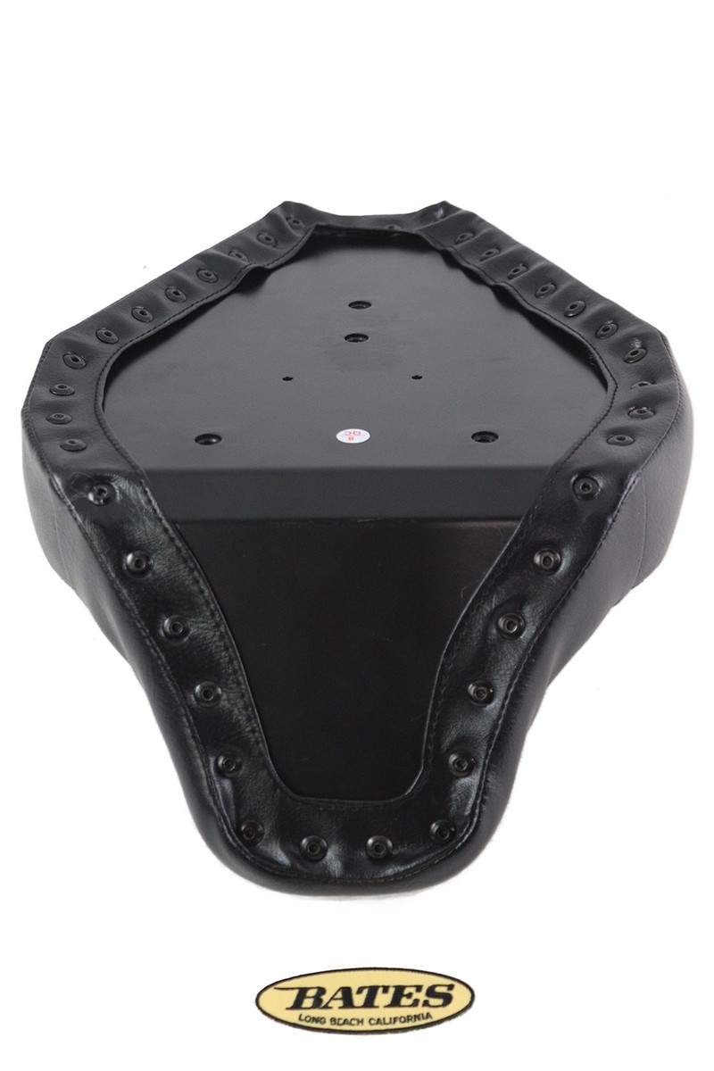 サドルシート黒本革Corbin Gentry　OEM52000-40ハーレー汎用 Corbin Gentry Tuck and Roll Solo Seat Set Black for Harley