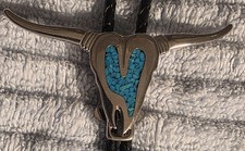 Vintage Metal Bolo Tie, Nice Silver and Blue Crushed Turquoise Stones Design, Bu