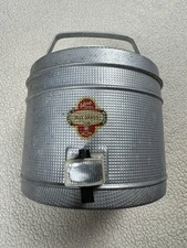 Vintage Feather Lite Aluminum Bluegrass Belknap Water Jug w/ Lid ..Handle .Spout