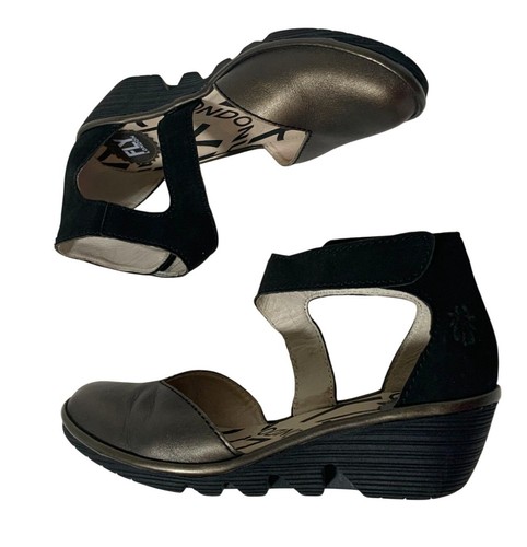 Fly London Pueter donna taglia 38 7,5 8 nero scamosciato cinturini pelle punta fibbia zeppa - Foto 4 di 6