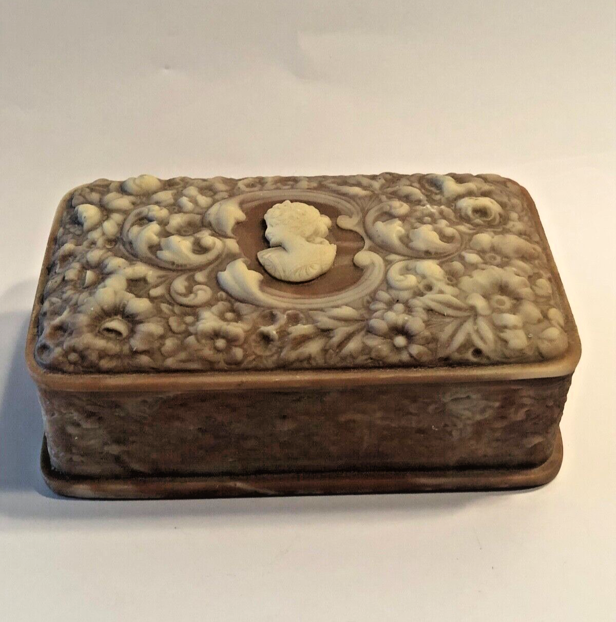 Vintage Incolay Stone Brown Cameo Trinket Jewelry Keepsake Box Excellent Condition