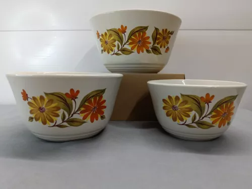 Set of 3 Vintage MCM Capri Bake Serve'n Store Stoneware Nesting Bowls Daisy