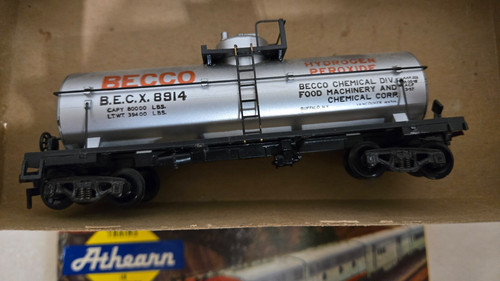 Coche cisterna Athearn escala HO 8914 BECCO peróxido 40' montado | Zustand: Used