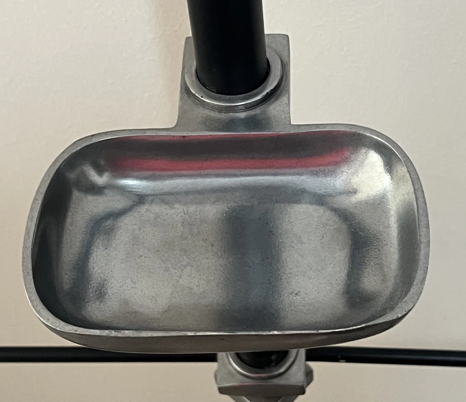 Caballero De Colección. Resistente 57” Armario Valet Mayordomo Traje Soporte Peltre/Negro Moderno Foto 3 de 4