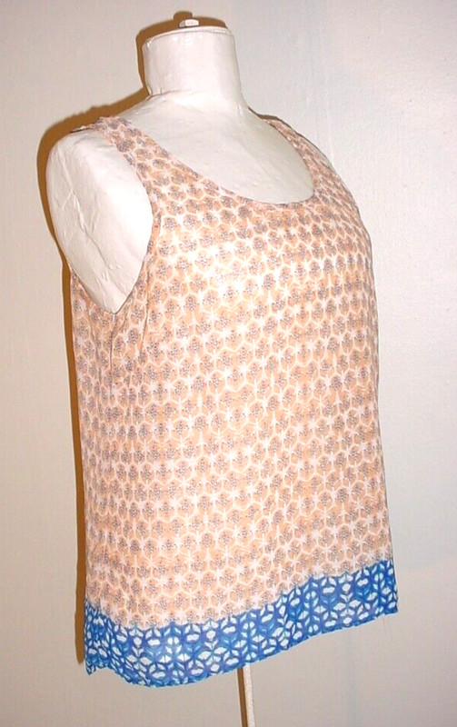 Maurices Sleeveless Chiffon Top Blouse Size Large Lace Accent Batik Pattern