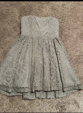 Junior Size 5 Vera Wang Silver Lace Dress 