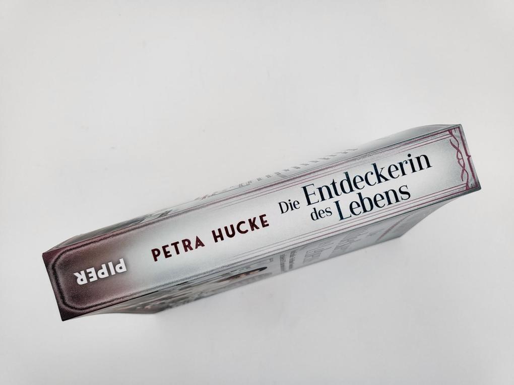 Thumbnail - Die Entdeckerin Des Lebens | Petra Hucke | 2023 | Deutsch
