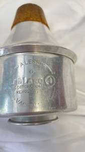 Trumpet Mute  LeBlanc Vintage original  Vacchiano Alessi Wah Wah mute. Aluminum