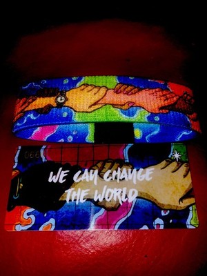 Zox Medium White Star We Can Change The World One World United 