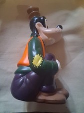 Vintage Walt Disney Goofy Sitting 9 in Tall Ceramic Figurine RARE hand painted