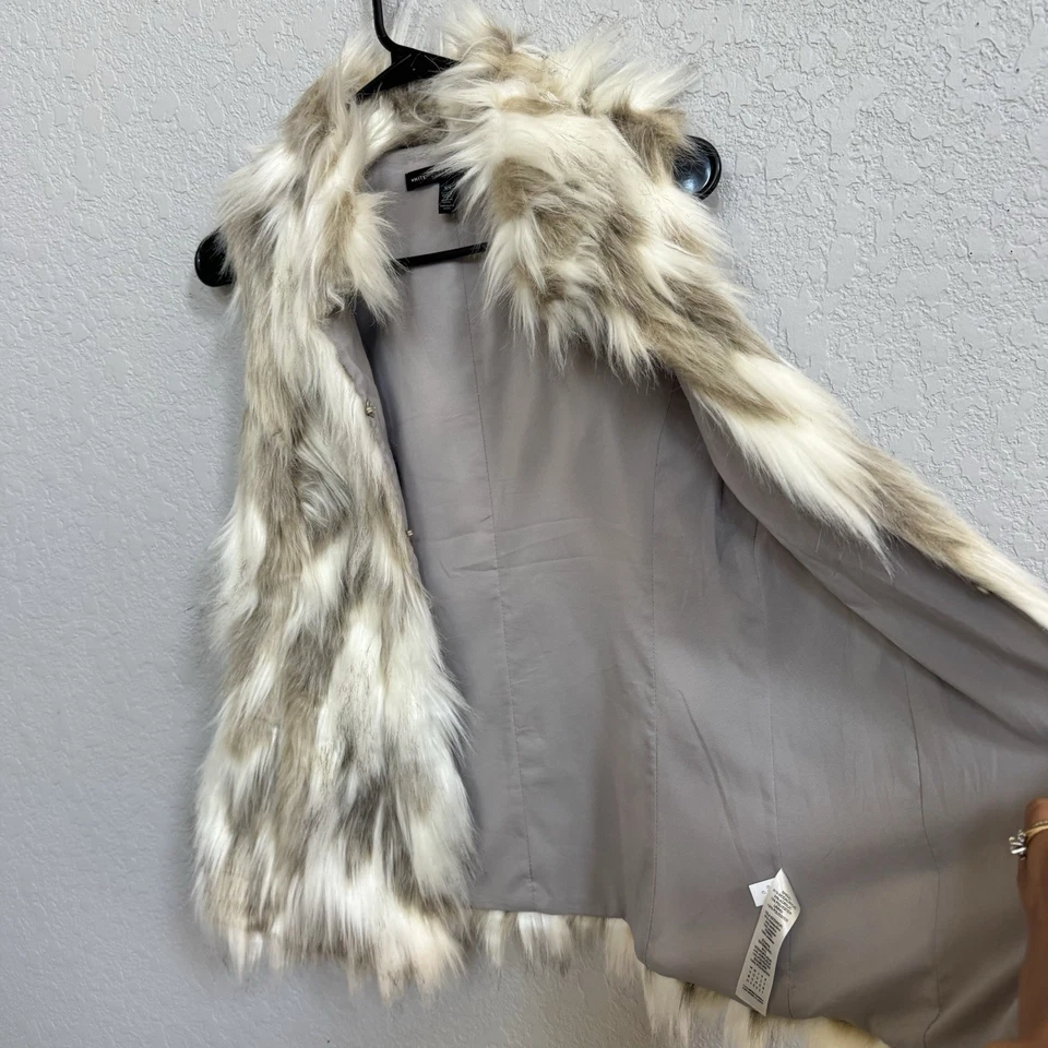 Chaleco de piel sintética del mercado negro de la Casa Blanca talla XS Foto 3 de 4