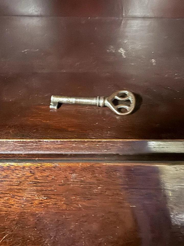 Maddox Secretary Desk Mahogany Glass Key Hutch Antique Vintage - Estate Sourced - Image 4 of 4