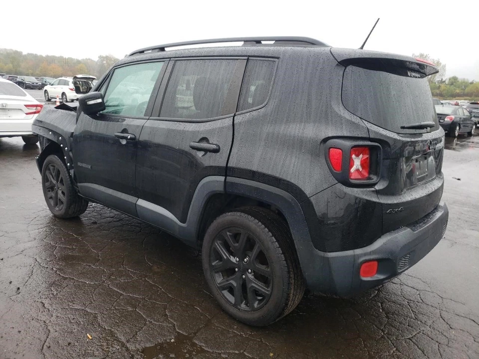 (LOCAL PICKUP ONLY) Rear Drive Shaft Assembly 2.4L Fits 16-21 RENEGADE 2056493 - Image 2 of 4