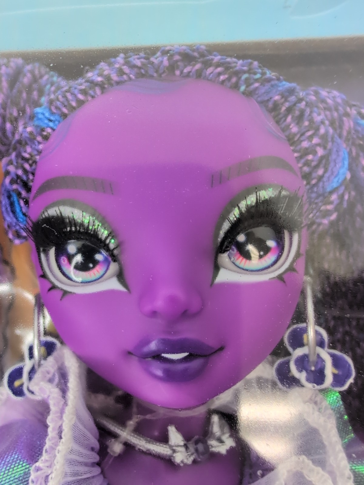 Детские куклы 10.5" MGA Rainbow High Fashion Doll Monique Verbena Shadow High Purple BR — фото 5
