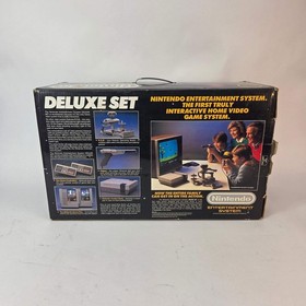 Nintendo NES Deluxe Set System Console w/ Rob the Robot CIB