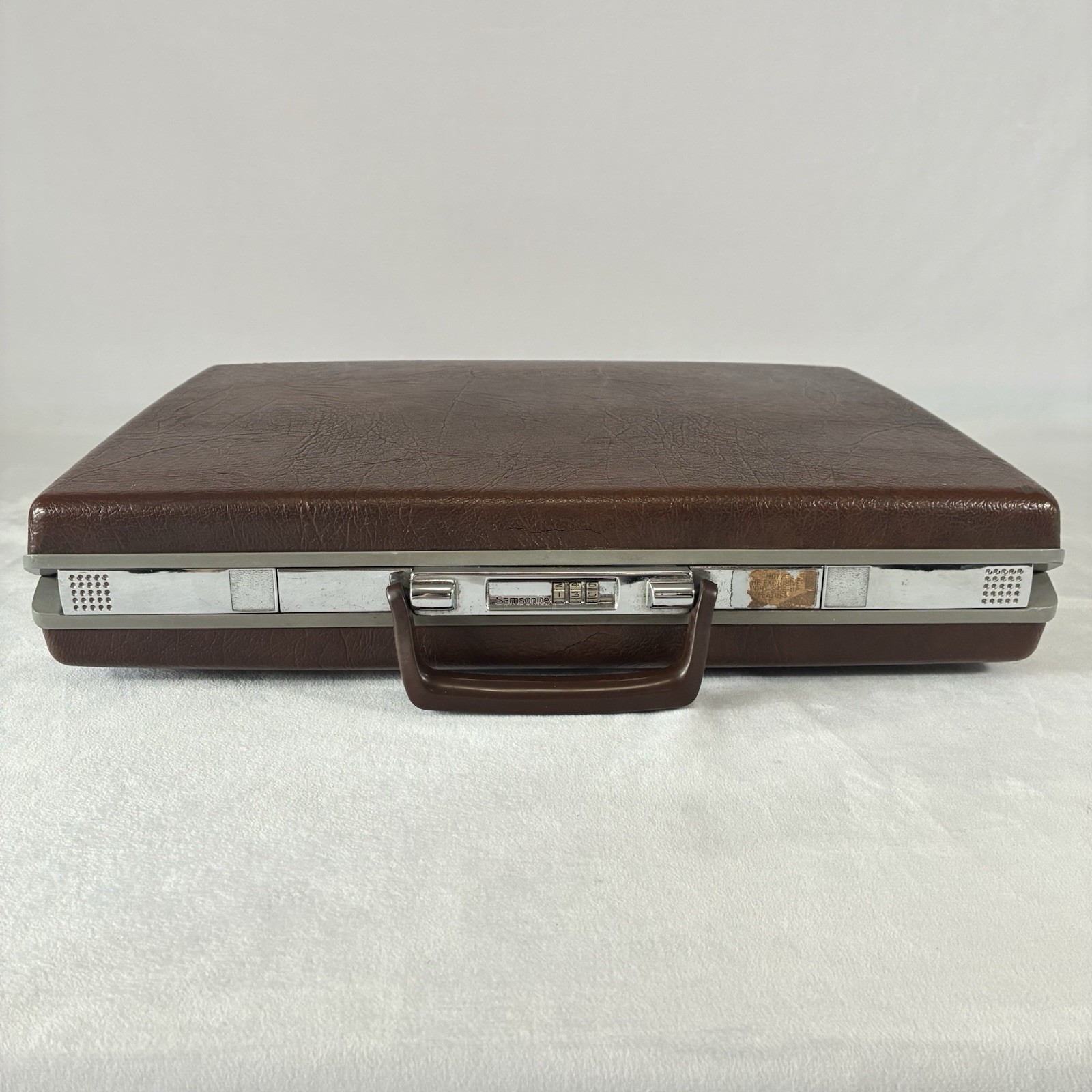Vintage Samsonite Classic 100 Brown Attache Briefcase Hard C