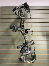 Brand New, Bear Legit Maxx Mossy Oak Bottomland, RTH, RH, 14-30”, 10-70#.