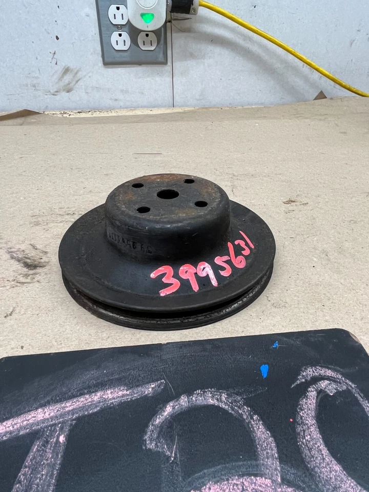 Chevrolet Camaro Chevelle Malibu 1969 70 71 72 73 74 polea bomba de agua 3995631 Foto 2 de 4