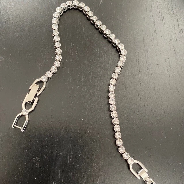 New 100% SWAROVSKI White Gold Tone Sparkle Crystal Tennis Bracelet New In Box - Image 2 of 4