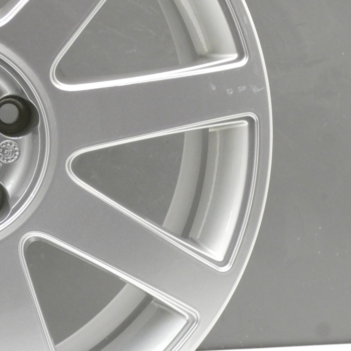 Jante Alliage Audi A4 A6 C5 Argent 18 Pouces | Réf. 4D0601025AH | 8J ET43 | Remanufacturée - Garantie