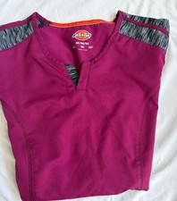 Dickies Women's Medical Scrub Top Size M Burgundy with Gray Accents