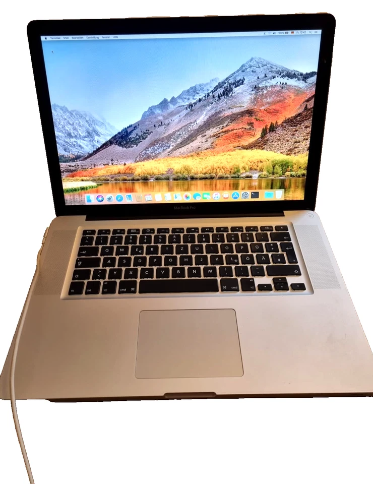 Apple MacBook Pro, 15 Zoll, Baujahr 2011, top Zustand, 160 GB SSD, 4 GB Speicher