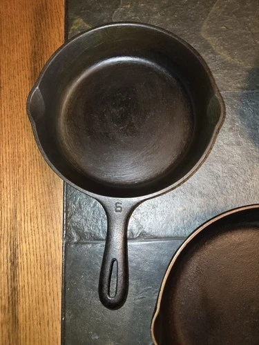 VINTAGE WAGNER WARE #6  9 in SMOOTH Cast Iron Skillet Made In USA